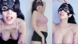 Jesselyn Host Baru, Goyangannya Bikin Makin Binal, Bikin Ngiler.