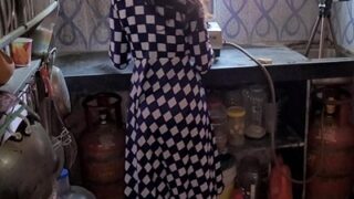 Berani-beraninya Istri Main Sama Adik Ipar Di Dapur, Bikin Basah Semua.