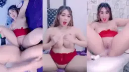 Gak Puas Ngentot, Lanjut Mainin Dildo Sambil Ngemut Bibir