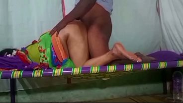 Desi Saree Aunty Doggy Style Di Rumah Sendirian, Bikin Makin Panas.
