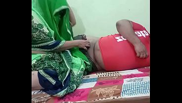 Desi Indian Couple Lagi Main-main Ranjang, Ngewe Panas-panas Bikin Basah.