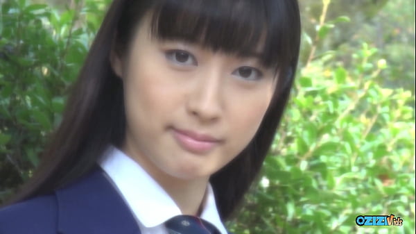 Gadis Asia Imut Ini Biarin Dia Jilatin Memeknya Di Ruang Ganti Sebelum Ngewein Kontolnya.