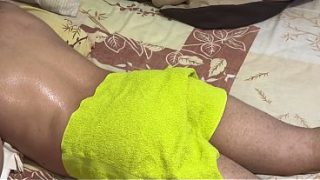 Mertua Montok Bokong Gede Bantu Mantu, Pijatan Berubah Jadi Adegan Panas.