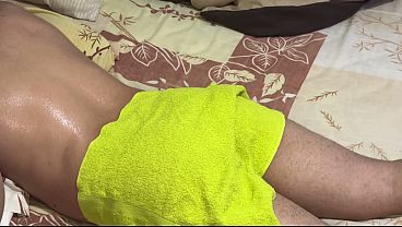 Mertua Montok Bokong Gede Bantu Mantu, Pijatan Berubah Jadi Adegan Panas.