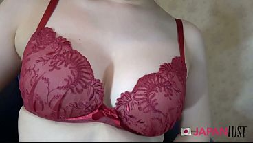 Bokep Jepang Montok, Memeknya Dikocok Dalem Sampe Crot.