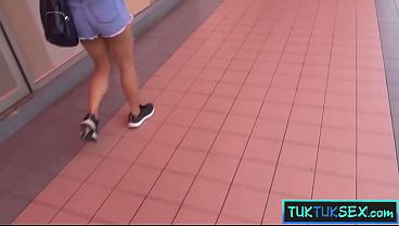 Gadis Amatir Thailand Digauli Di Dalam Hotel Setelah Dijemput Pakai Tuk Tuk, Makin Liar Pas Di Kamar