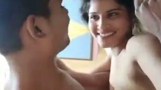 Bercinta Panas Sama Devika Bhabhi, Ngegas Sampai Lupa Diri