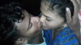 Video Cinta Cepat Tetangga Muda India, Mainan Asmara Panas Di Kamar