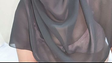 Tonton Video Mesum Pacar Hijab Deshi Lagi Digenjot