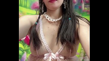 Gadis Manis Asia Siap Dimanjain, Bibir Merah Nunggu Kecupan, Badan Lentik Siap Digoyang.