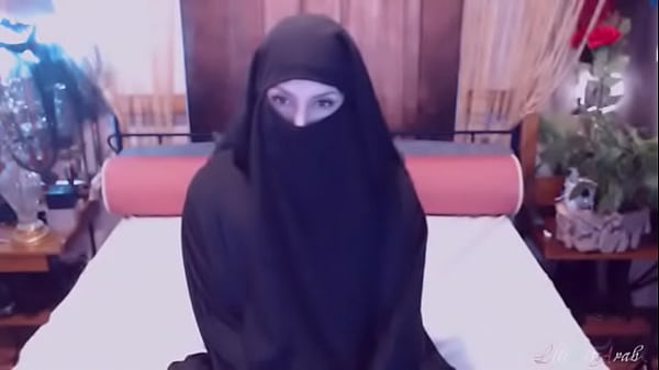 Gadis Arab Nakal Bayar Guru Dengan Tubuh Panas