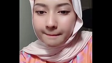 Jilbab Goyang Live, Bikin Ngilu Liatnya.